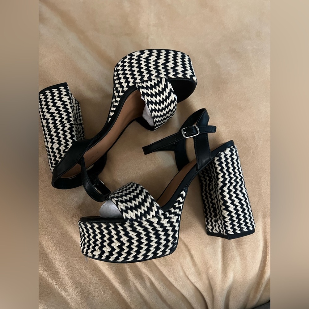 INDIA platform sandal heels - Picture 5 of 6